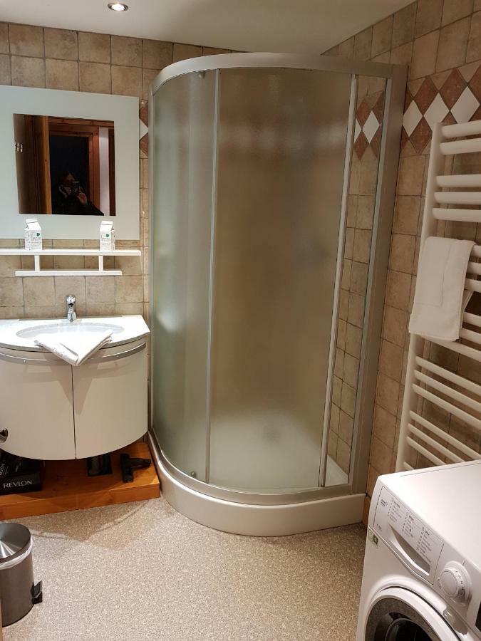 Appartement Le Caboen Les Planards Chamonix Esterno foto